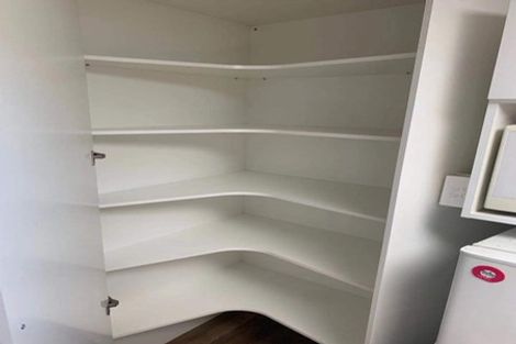 Photo of property in 20 Kilear Close, Pinehill, Auckland, 0632