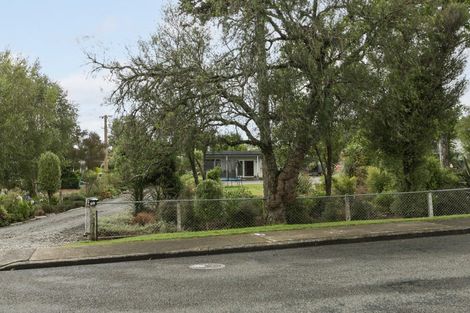 Photo of property in 69 Abbotsford Road, Waipawa, 4210