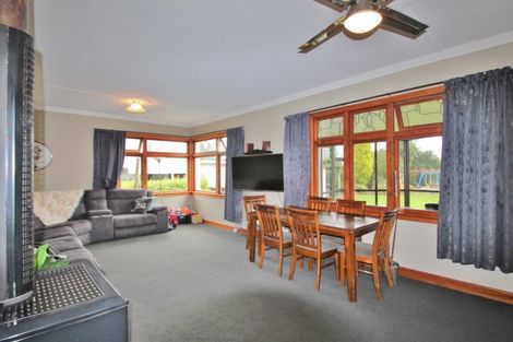 Photo of property in 16 Milton Street, Gore, 9710