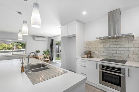 Photo of property in 2 Peter Burke Way, Pyes Pa, Tauranga, 3112