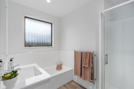 Photo of property in 46 Chipping Lane, Redwood, Christchurch, 8051