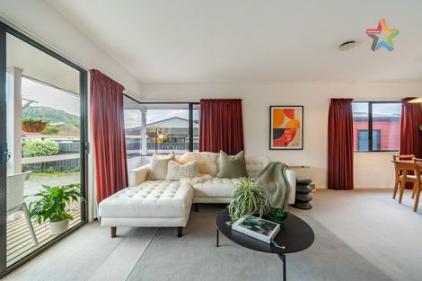 Photo of property in 36b Beauchamp Street, Tawa, Wellington, 5028