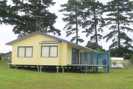 Photo of property in 110 Ake Ake Avenue, Matarangi, Whitianga, 3592