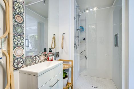 Photo of property in 56 Clarence Cox Crescent, Pirimai, Napier, 4112