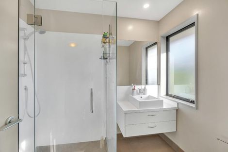 Photo of property in 15a Burdale Street, Riccarton, Christchurch, 8011