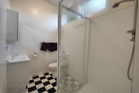 Photo of property in 10 Governor Road, Northland, Wellington, 6012