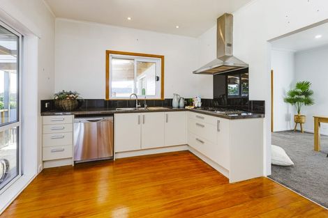 Photo of property in 877 Papakura-clevedon Road, Papakura, 2582