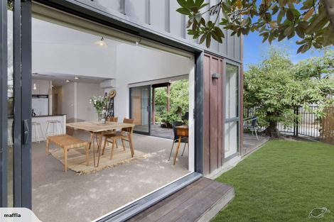 Photo of property in 92 Rugby Street, Awapuni, Palmerston North, 4412