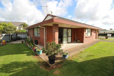 Photo of property in 8 Hammond Street, Bulls, 4818