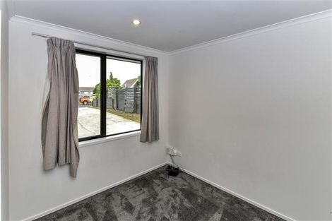 Photo of property in 4 Kopara Place, Clendon Park, Auckland, 2103