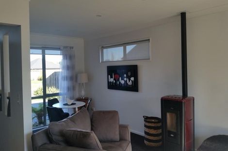 Photo of property in 12 Te Aika Street, Marshland, Christchurch, 8083
