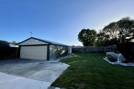 Photo of property in 18 Greenwood Close, Mairehau, Christchurch, 8013