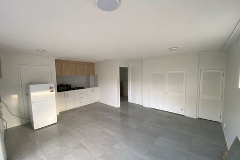 Photo of property in 1/14 Beatrice Avenue, Hillcrest, Auckland, 0627