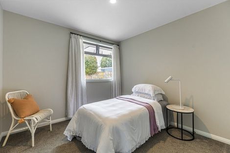 Photo of property in 6a Moera Place, Stanmore Bay, Whangaparaoa, 0932