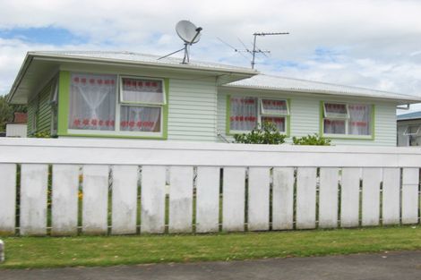 Photo of property in 11 Kemble Close, Mangere, Auckland, 2022