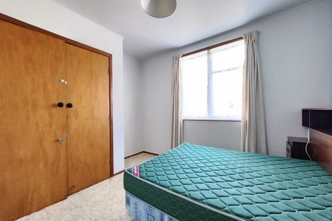 Photo of property in 35 Turkington Street, Tawa, Wellington, 5028