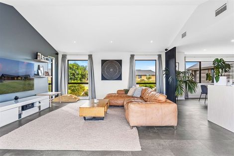 Photo of property in 77 Kingsdowne Drive, West Melton, 7618