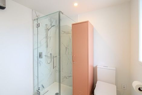 Photo of property in 4/123 Cambridge Terrace, Fairfield, Lower Hutt, 5011