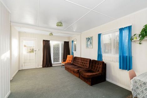 Photo of property in 21 Hartley Street, Foxton Beach, Foxton, 4815