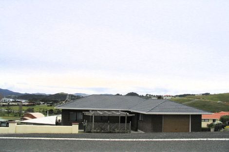 Photo of property in 8 Cable Bay Block Road, Cable Bay, 0420