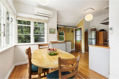 Photo of property in 11 Leveson Street, Strathmore Park, Wellington, 6022