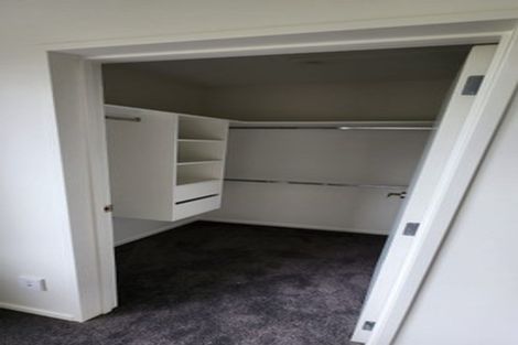 Photo of property in 12 Korokio Lane, Henderson, Auckland, 0612