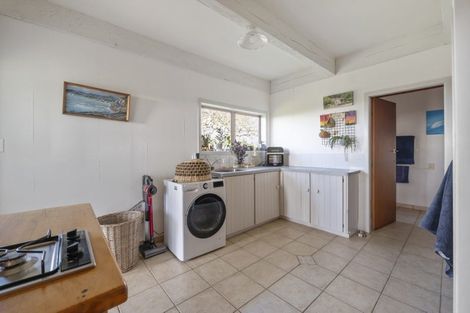 Photo of property in 223 Mataro Road, Onaero, Urenui, 4375
