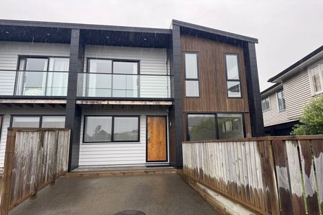 Photo of property in 6e Huia Street, Tawa, Wellington, 5028