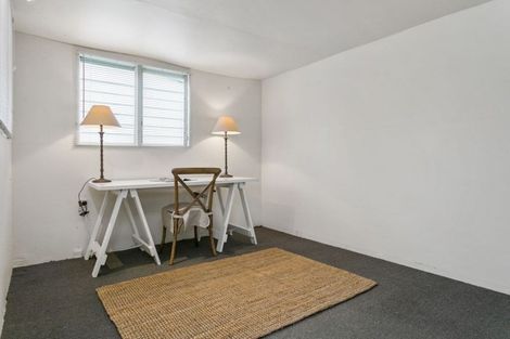 Photo of property in 10 Weld Street, Cambridge, 3434