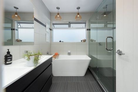 Photo of property in 11 Highmore Place, Brookfield, Tauranga, 3110