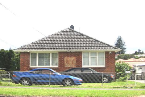 Photo of property in 51 Titirangi Road, New Lynn, Auckland, 0600