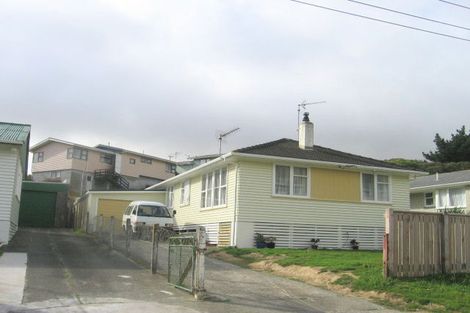 Photo of property in 7 Thompson Grove, Ranui, Porirua, 5024