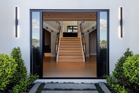 Photo of property in 112 Arran Point Parade, Orewa, 0931