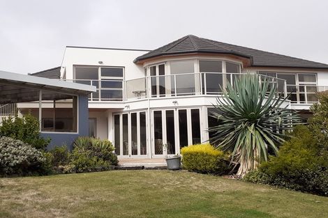 Photo of property in 76 Glenstrae Road, Redcliffs, Christchurch, 8081