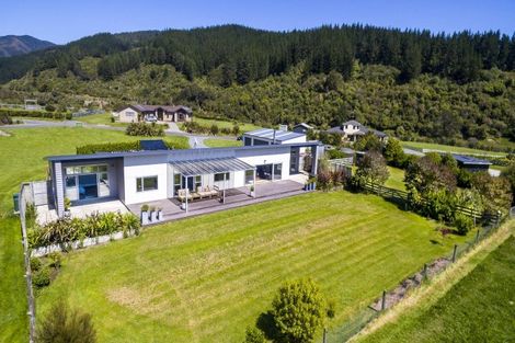 Photo of property in 80b Gilbert Road, Kaitoke, Upper Hutt, 5018