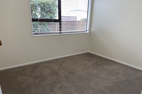 Photo of property in 1/14 Compass Place, Te Atatu Peninsula, Auckland, 0610
