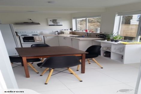 Photo of property in 59a Hungerford Road, Houghton Bay, Wellington, 6023