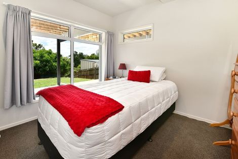 Photo of property in 42 Stanmore Bay Road, Stanmore Bay, Whangaparaoa, 0932