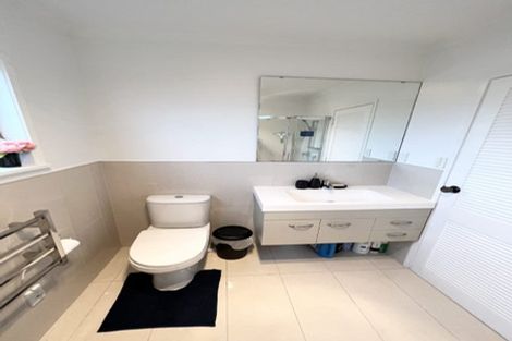 Photo of property in 165 Forrest Hill Road, Forrest Hill, Auckland, 0620