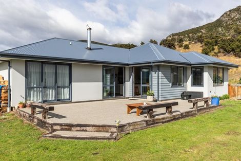 Photo of property in 4 Quinnat Street, Albert Town, Wanaka, 9305