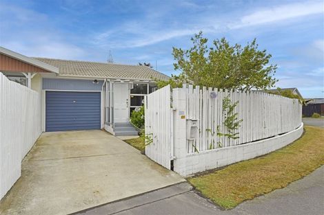 Photo of property in 2/2 Loreto Place, Hornby, Christchurch, 8042