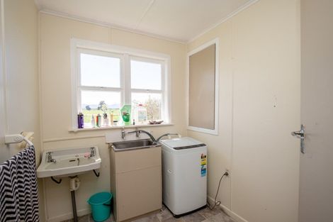 Photo of property in 267 River Road, Ngatea, 3597