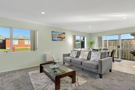 Photo of property in 16 Pohutukawa Grove, Titahi Bay, Porirua, 5022