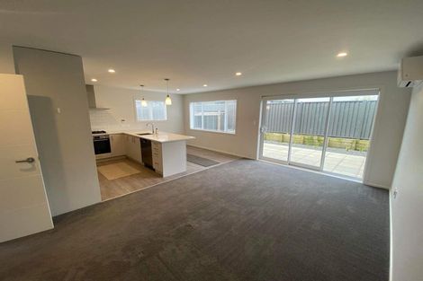 Photo of property in 28 Pateke Drive, Kenepuru, Porirua, 5022