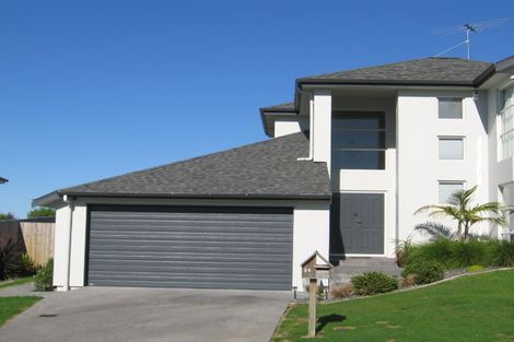 Photo of property in 24 Gold Street, Albany Heights, Auckland, 0632