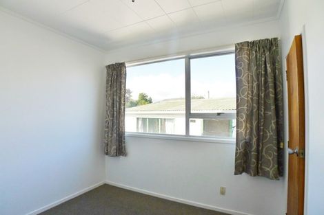 Photo of property in 14 Ewbank Place, Manurewa, Auckland, 2102