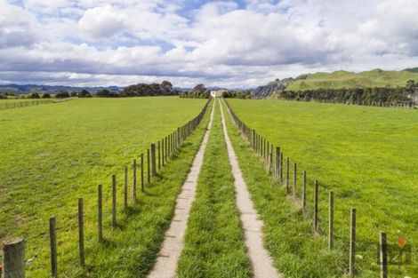 Photo of property in 73 Vinegar Hill Road, Hunterville, 4783