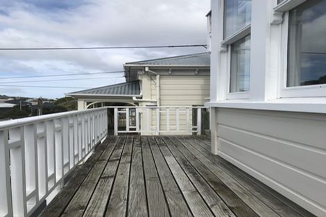 Photo of property in 74 Wright Street, Mount Cook, Wellington, 6021