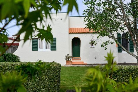 Photo of property in 15 Bell Street, Hamilton East, Hamilton, 3216