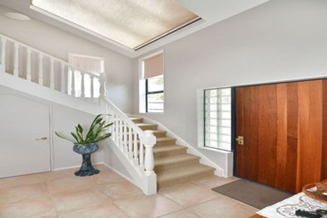 Photo of property in 32 D'oyly Drive, Stanmore Bay, Whangaparaoa, 0932